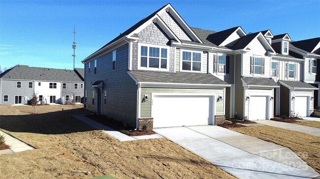 Photo - 757 Lock Haven Dr NW