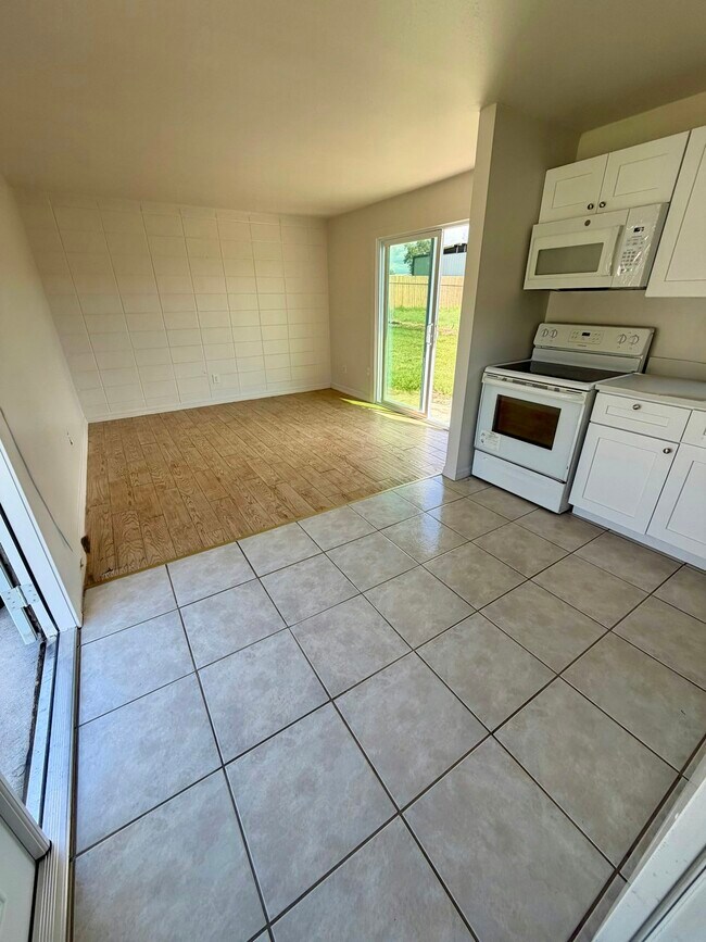 Photo - 8134 Krag Dr Unit 2