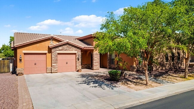 Photo - Welcome to this inviting Phoenix Rental - Available!
