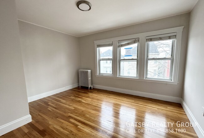 Photo - 120 Hillside St Unit 2R