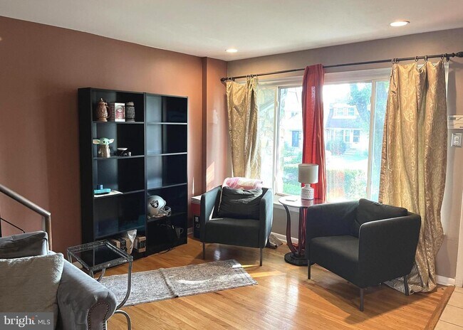 Photo - 5465 Quentin St