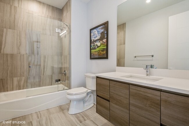 Photo - The Oasis of Bucktown