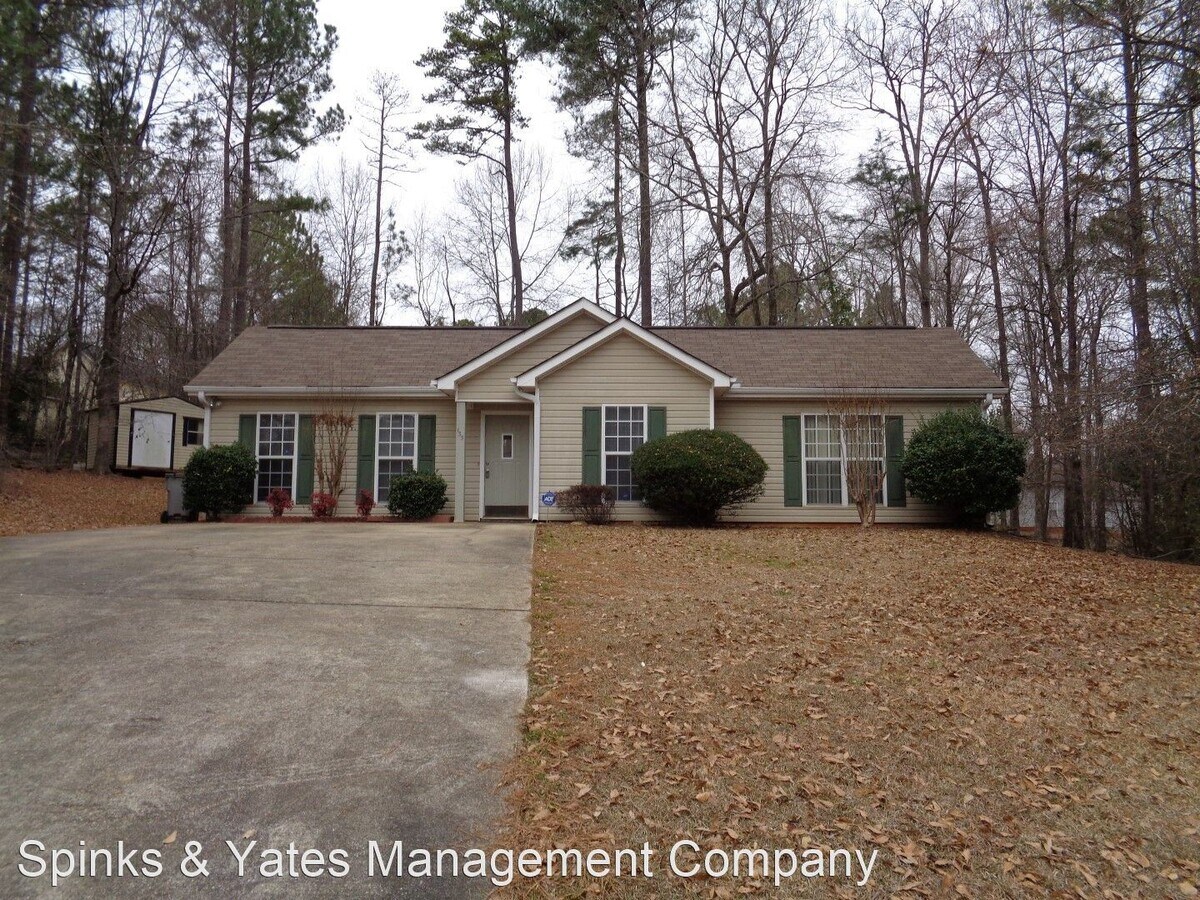 2 br, 1 bath House 135 Ridgefield Dr. Rental House Rental in