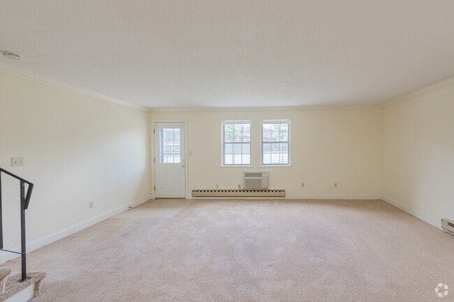 2 BR, 1.5 BA Townhome