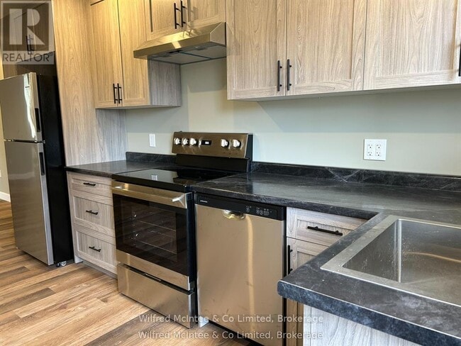 Photo - 187 Balaklava St Unit 1