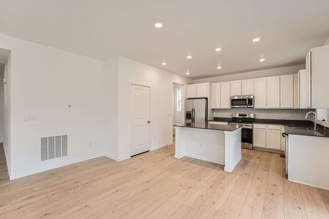 Photo - ALMOST BRAND NEW exquisite 3bd home in Harvest Ridge community
