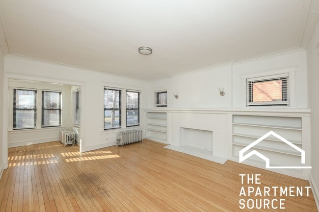 Building Photo - 929 Michigan Ave Unit 1