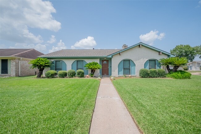 Building Photo - 9202 Benning Dr