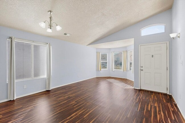 Photo - Montano Unser NW 3/4 bedroom 2/bath 2/Car garage