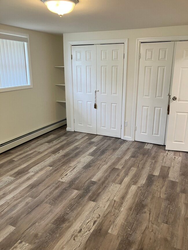 MAIN BEDROOM - 141 Dunbar Ave