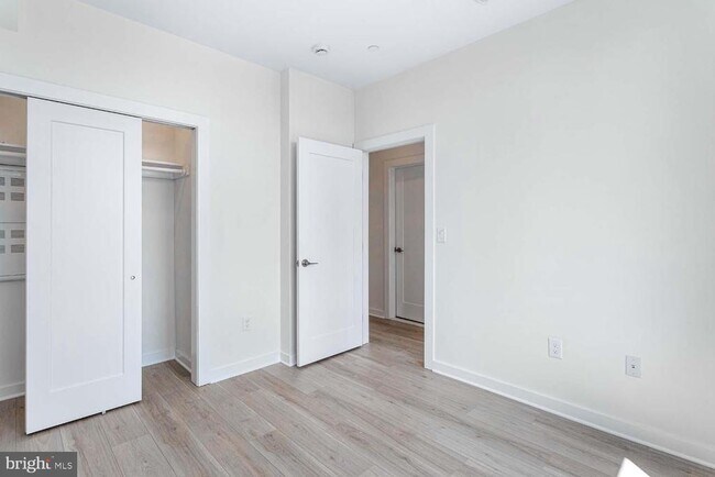 Photo - 501 Kennedy St NW Unidad 004