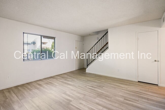 3402 Ashe Rd Unit A