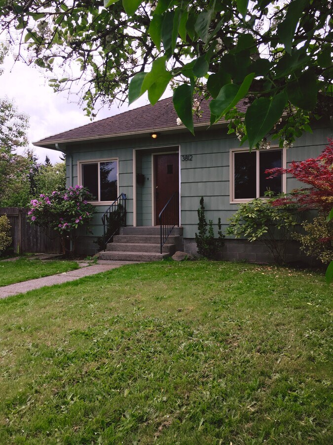 Photo - 3812 S 10th St