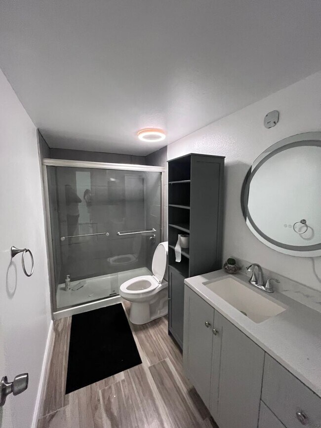 Photo - North Palm Springs Beauty $250 off first m...
