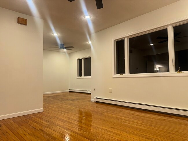 Photo - 33 Appleton St Unit 2