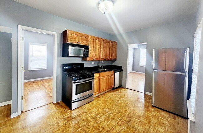 Photo - 1357 W Ancona St Unit West Town
