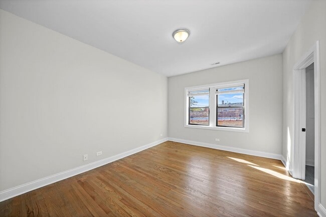 Photo - 3409 W Fullerton Ave