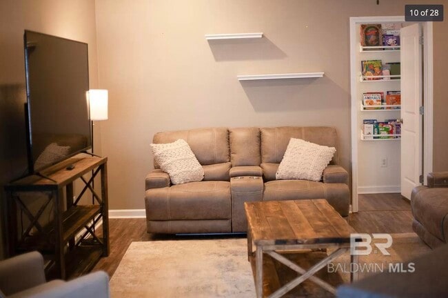 Photo - 14611 Silveroaks Loop