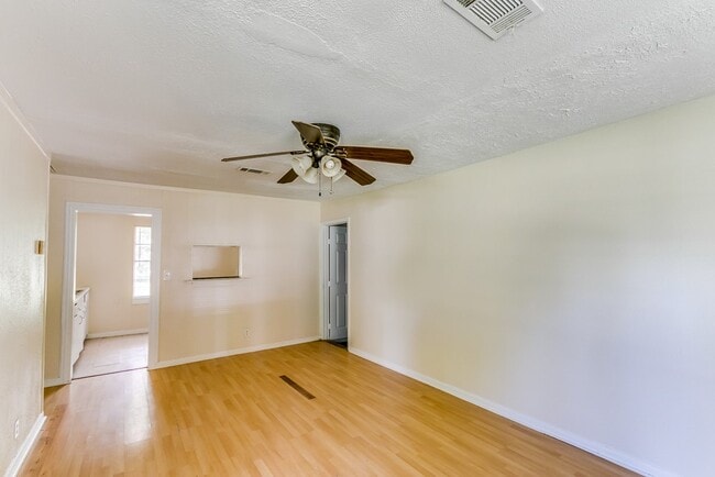 Photo - 505 S 4th St