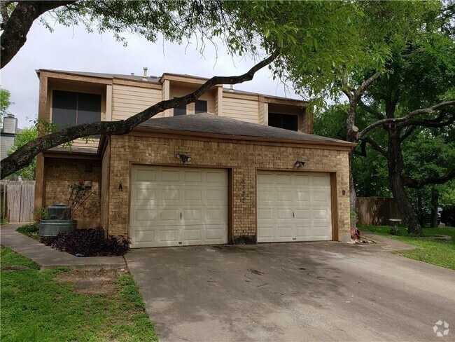 Building Photo - 8322 Greenslope Dr Rental