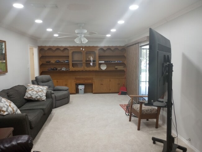 Photo - 1416 Hillside Dr