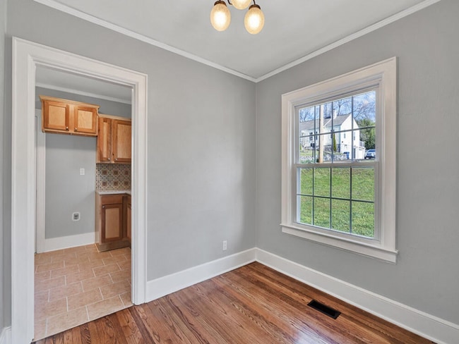 Photo - Charming 2 Bedroom Home with Fenced Yard in North Chattanooga!
