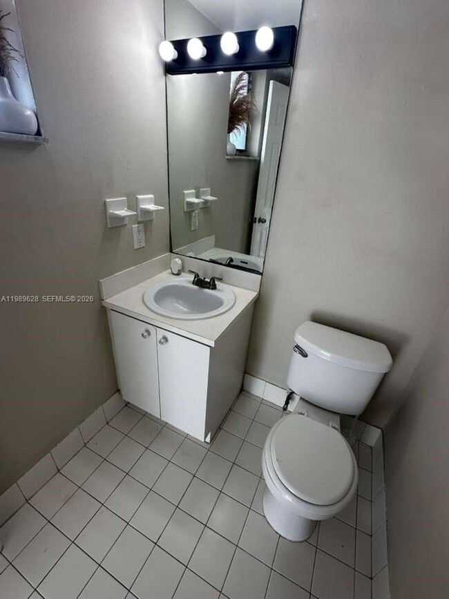 Photo - 2903 N Miami Beach Blvd Unit 805