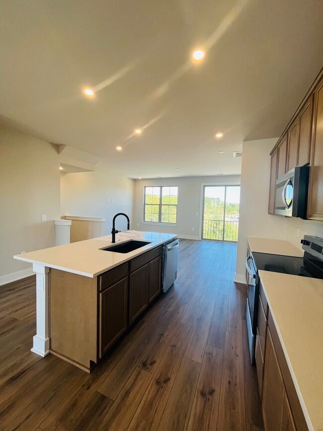 Photo - 2615 Wilkinson Pike