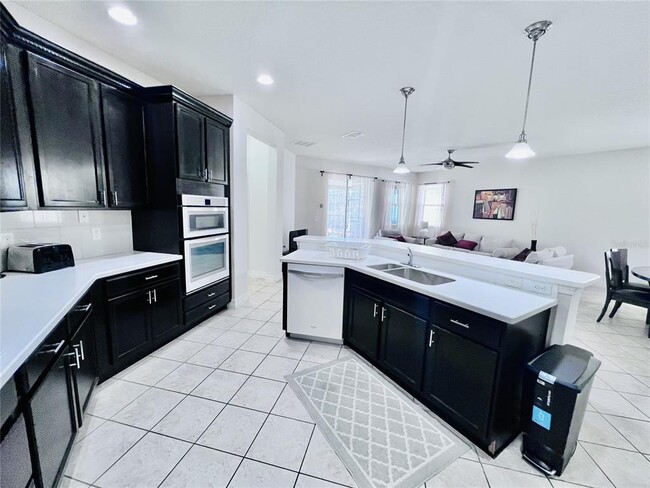Photo - 4708 Ruby Red Ln