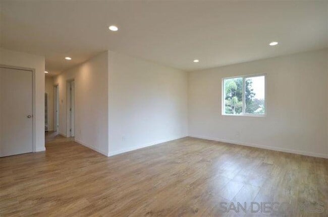 7751-7753 Mt. Vernon