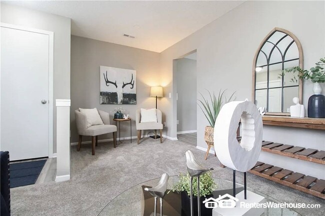 Photo - 1933 E 25th St