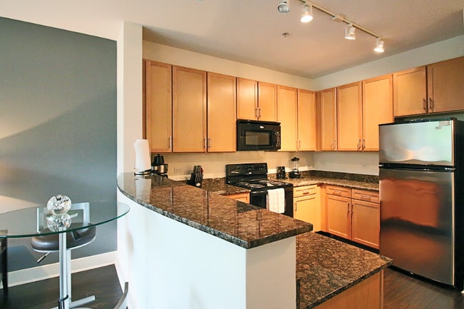 Photo - 915 S Clark St Rental