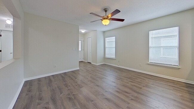 Photo - Lovely 2x1 in St. Augustine! Gorgeous Upgrade Kitchen!
