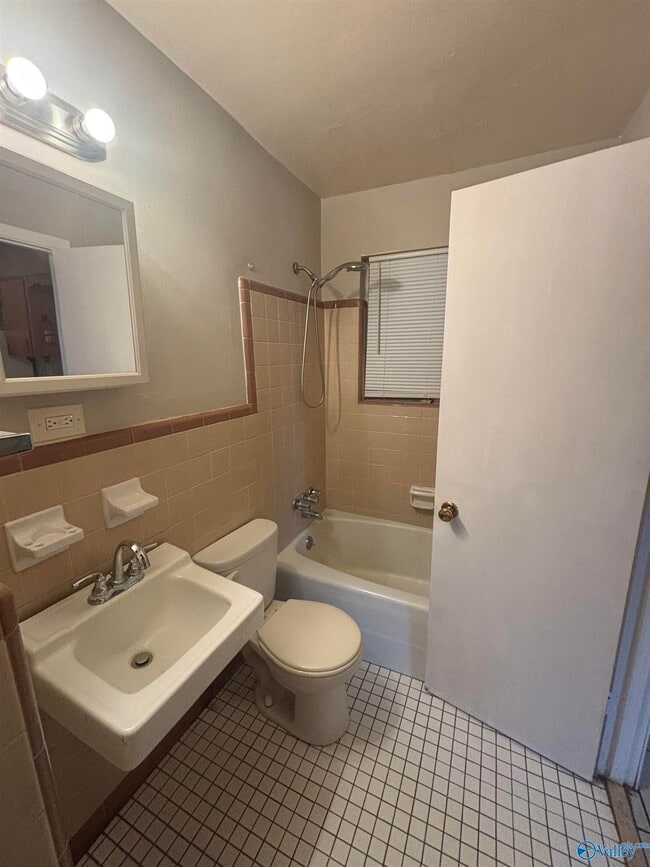 Photo - 907 Stevens Ct NE Unidad 5