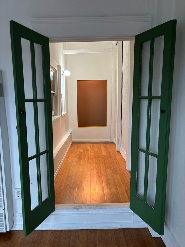 Photo - 6531 West Blvd., Apt 6 Unidad 6531 West Blvd #6