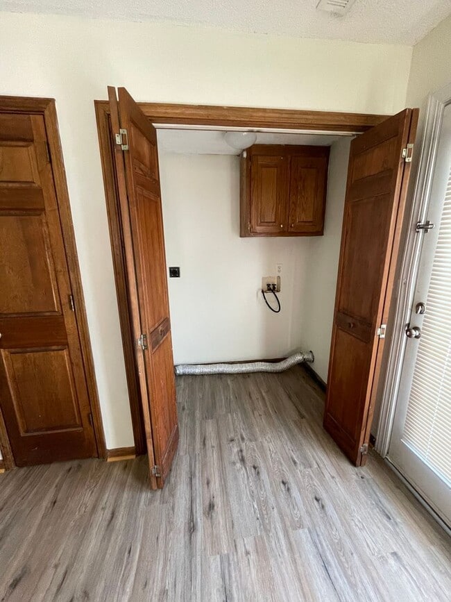 Photo - 3 Bedroom 2.5 Bath Townhome Located in Fou...