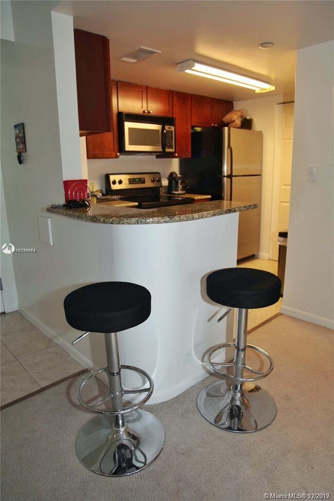 Photo - 770 Claughton Island Dr
