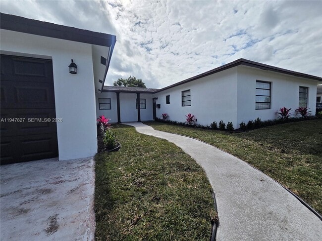 Photo - 4360 NW 13th Ct