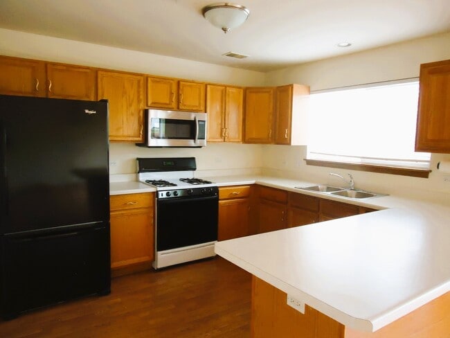 Photo - 642 Diamond Pointe Dr