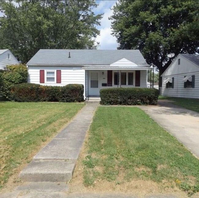 Building Photo - 806 Lonsvale Dr