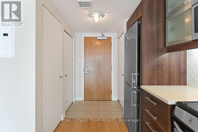 Photo - 40 Nepean St Unité 1904