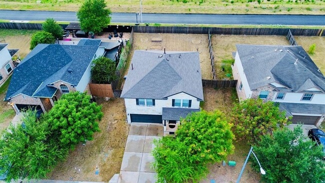 Building Photo - 307 Grutsch Dr Rental