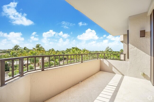 Building Photo - 151 Crandon Blvd Unit 439 Rental