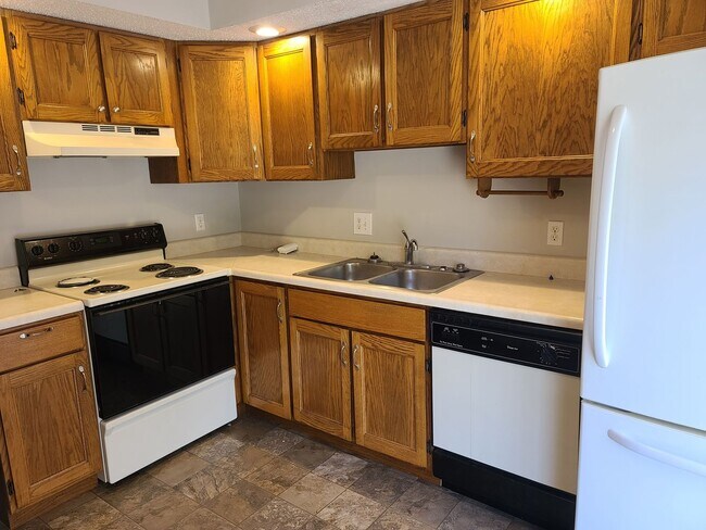 Photo - 309 Wesley Ave Unit 2