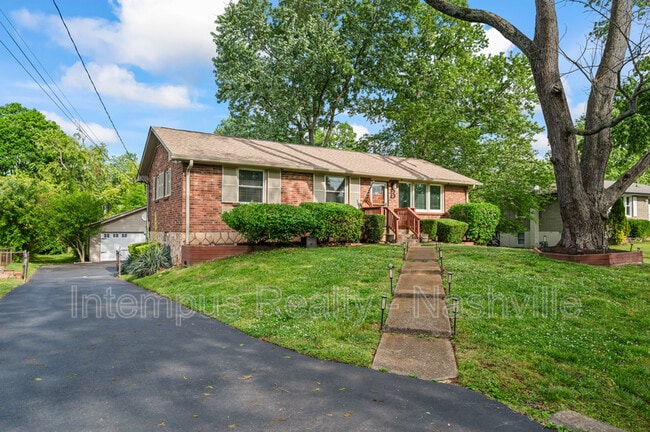 Photo - 7020 Bonnamere Dr
