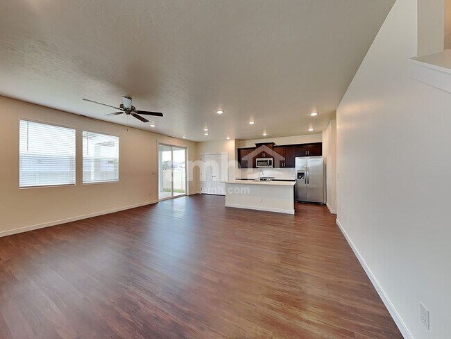 Photo - 9475 W Shumard St