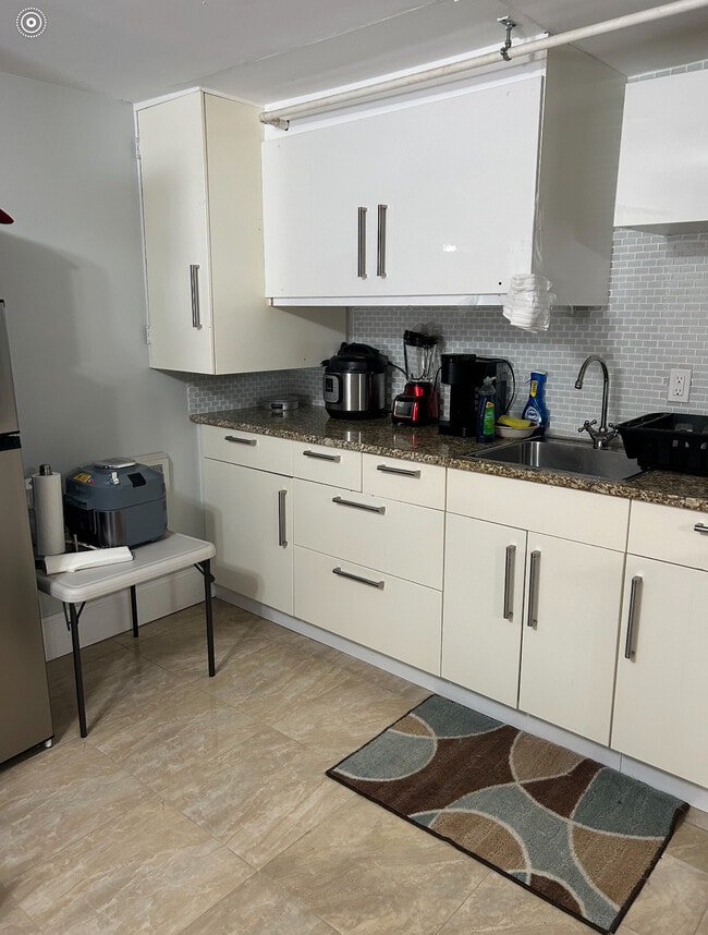 Building Photo - 41 Lane Park Unit 1 Rental