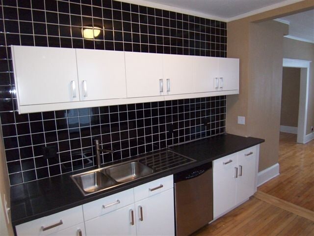 Photo - Charming House on Bay Shore Drive Close to the Lake! SHORT TERM LEASING! Available Now!