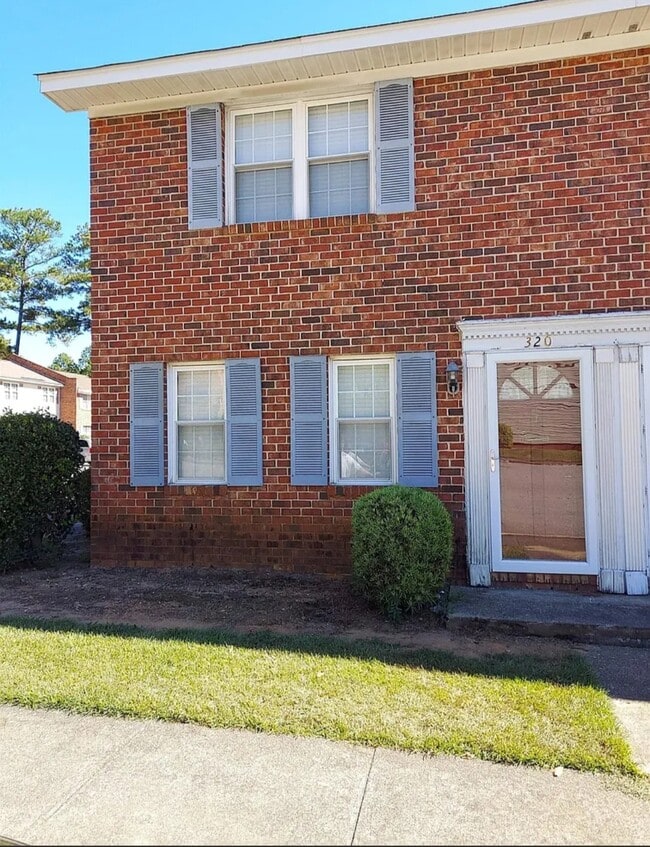 Entrance - 320 Cambout St Rental