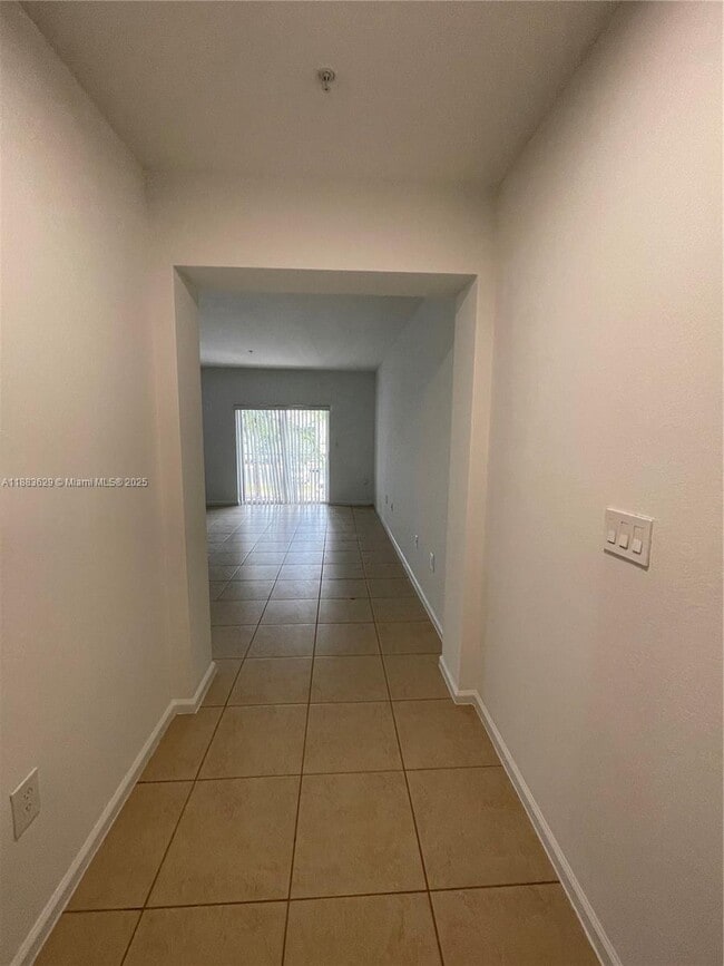 Photo - 8760 NW 97th Ave Unidad 211